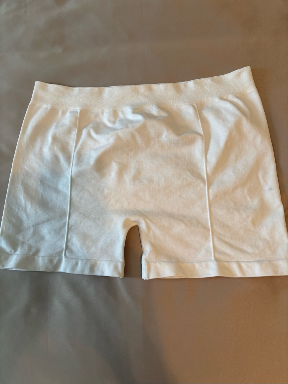 Barely Bolle Tennis Shorts Biker Exercise Shorts size Large